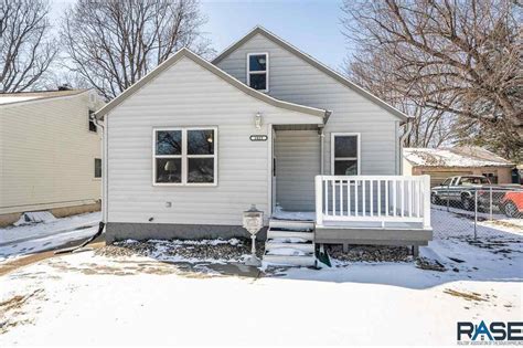 Renovated in 2023 Step into modern elegance as this home has been thoughtfully. . Sioux falls houses for rent
